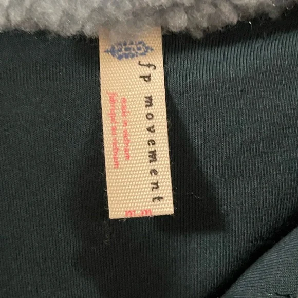 Free People “Rocky Ridge Pullover” size M, BNWT - Picture 8 of 11